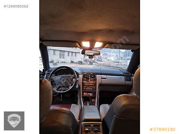 MERT CAR AUTO| MERCEDES BENZ E200 ELEGANCE 1996