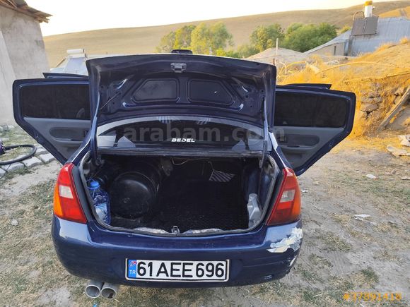 Sahibinden Renault Clio 1.4 RNA 2000 Model