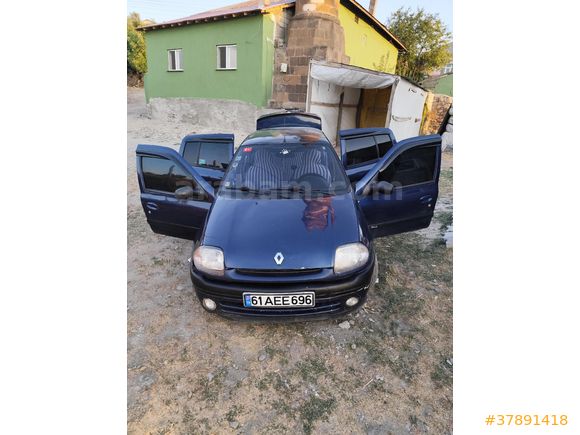 Sahibinden Renault Clio 1.4 RNA 2000 Model