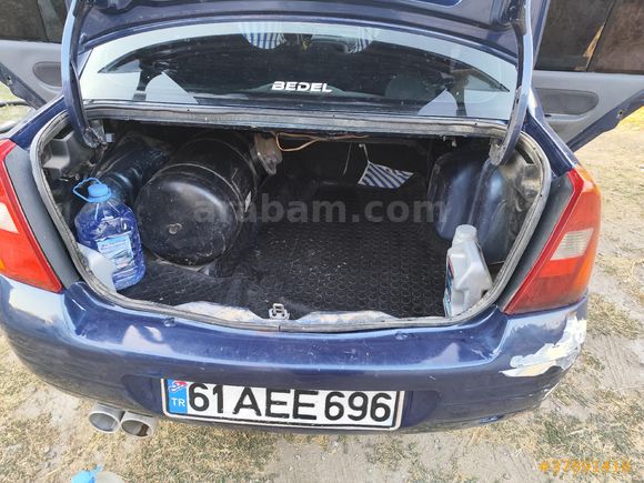 Sahibinden Renault Clio 1.4 RNA 2000 Model