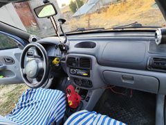 Sahibinden Renault Clio 1.4 RNA 2000 Model