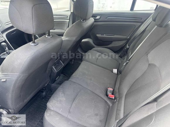 2023 MODEL RENAULT MEGANE 47.500 KM'DE OTOMATİK
