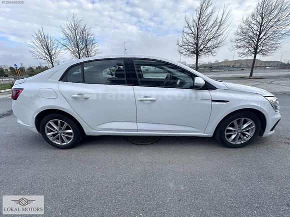 2023 MODEL RENAULT MEGANE 47.500 KM'DE OTOMATİK