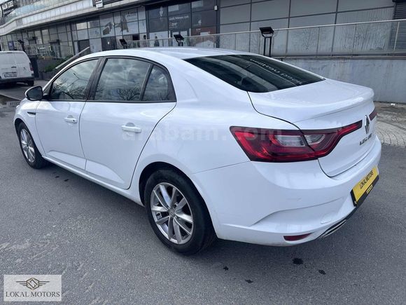 2023 MODEL RENAULT MEGANE 47.500 KM'DE OTOMATİK