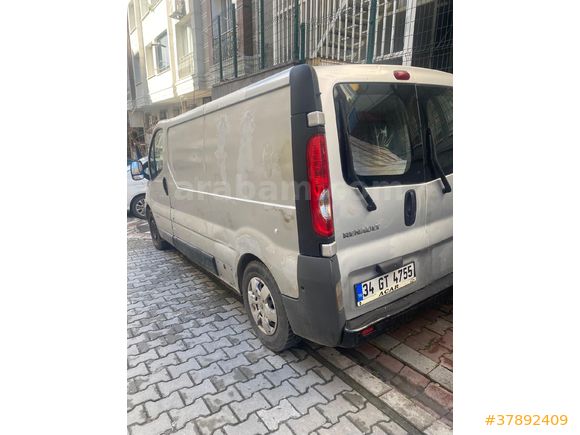 Klimalı Renault Trafic 2.0 DCI 2011 Model