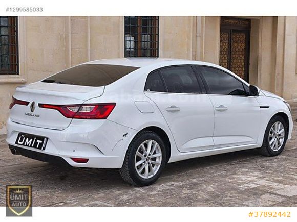 ÜMİT AUTO/2020/MEGANE/TOUCH/OTOMATİK/133.000KM