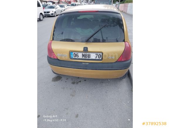 Sahibinden Renault Clio 1.4 RTA 2000 Model