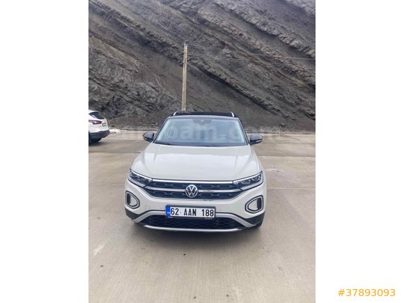 Sahibinden Volkswagen T-Roc 1.5 TSI Style 2025 Model 
