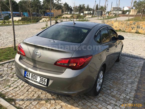 ACiL Sahibinden boyasız tramersiz Opel Astra 1.6 Edition Plus 2016 Model Manuel 