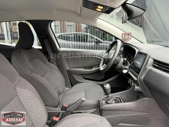 *ARBAM`DAN*RENAULT*CLİO*1,0TCE*TOUCH*2023*90HP*33,439KM*