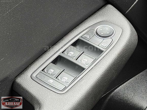 *ARBAM`DAN*RENAULT*CLİO*1,0TCE*TOUCH*2023*90HP*33,439KM*