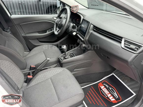 *ARBAM`DAN*RENAULT*CLİO*1,0TCE*TOUCH*2023*90HP*33,439KM*