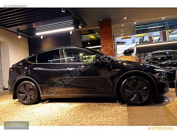NİĞDELİLER 2025 Tesla Model Y Premium (Juniper) / 7740