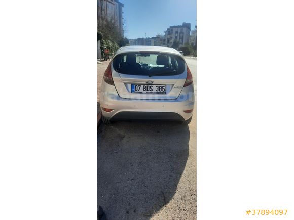 Sahibinden Ford Fiesta 1.4 TDCi Trend 2011 Model