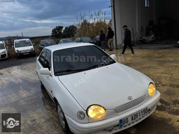 Toyota Corolla 1.6 luna 1999 model