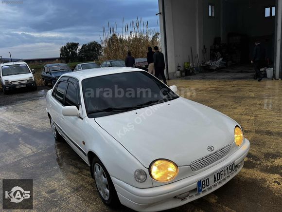 Toyota Corolla 1.6 luna 1999 model