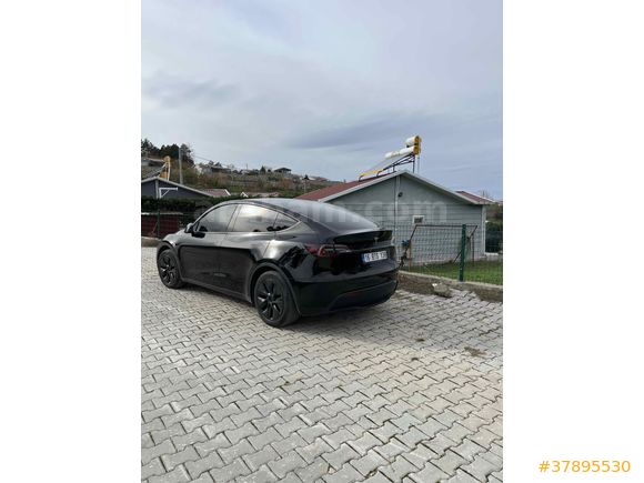 Tesla Model Y Standart Range 2024 Model 