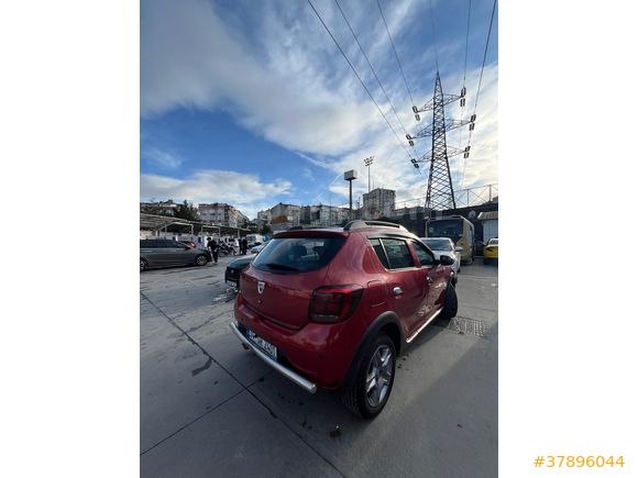 Sahibinden Dacia Sandero 1.5 dCi Stepway 2017 Model  194.000 km Kırmızı