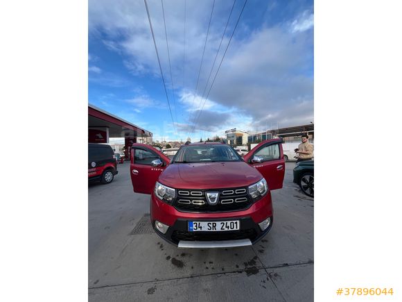 Sahibinden Dacia Sandero 1.5 dCi Stepway 2017 Model  194.000 km Kırmızı