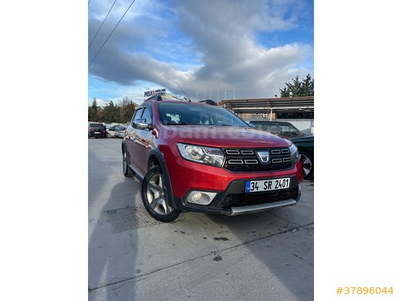 Sahibinden Dacia Sandero 1.5 dCi Stepway 2017 Model  194.000 km Kırmızı