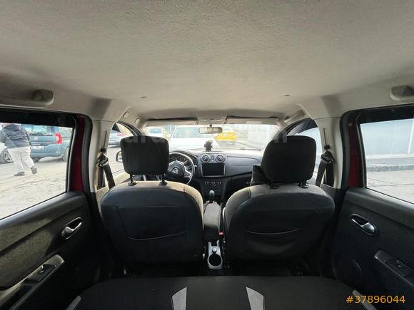 Sahibinden Dacia Sandero 1.5 dCi Stepway 2017 Model  194.000 km Kırmızı