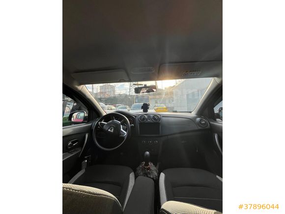 Sahibinden Dacia Sandero 1.5 dCi Stepway 2017 Model  194.000 km Kırmızı