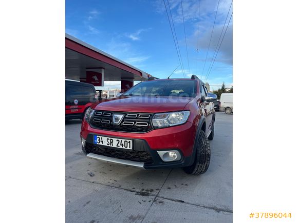 Sahibinden Dacia Sandero 1.5 dCi Stepway 2017 Model  194.000 km Kırmızı