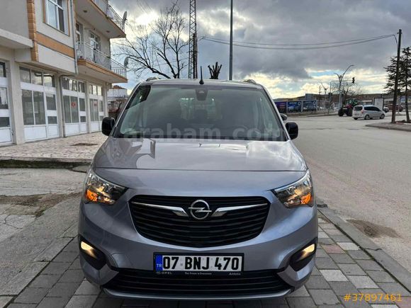 OTOMATİK VİTES 2024 ÇIKIŞLI 18 BİNDE HATASIZ!!
 OPEL COMBO LİFE 1.5 CDTI EDİTİON