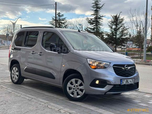 OTOMATİK VİTES 2024 ÇIKIŞLI 18 BİNDE HATASIZ!!
 OPEL COMBO LİFE 1.5 CDTI EDİTİON