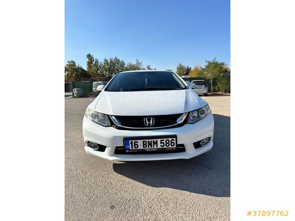 Sahibinden Honda Civic 1.6 i-VTEC ECO Dream 2015 Model  222.000 km Beyaz