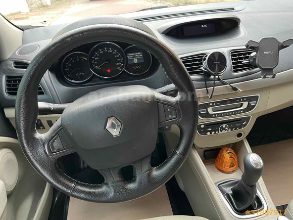 2011 MODEL TAVAN BAGAJ ORJİNAL MASRAFSIZ BAKIMLI MEGANE