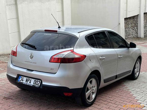 2011 MODEL TAVAN BAGAJ ORJİNAL MASRAFSIZ BAKIMLI MEGANE