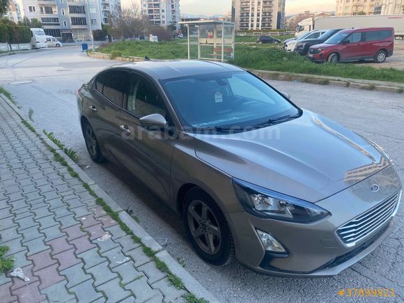 Sahibinden Ford Focus 1.5 TDCi Trend X 2019 Model  116.000 km Gri (metalik)