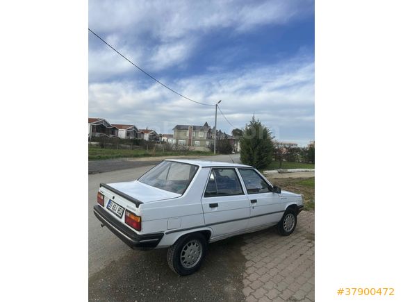 Sahibinden Renault R 9 1.4 Spring 1993 Model 
