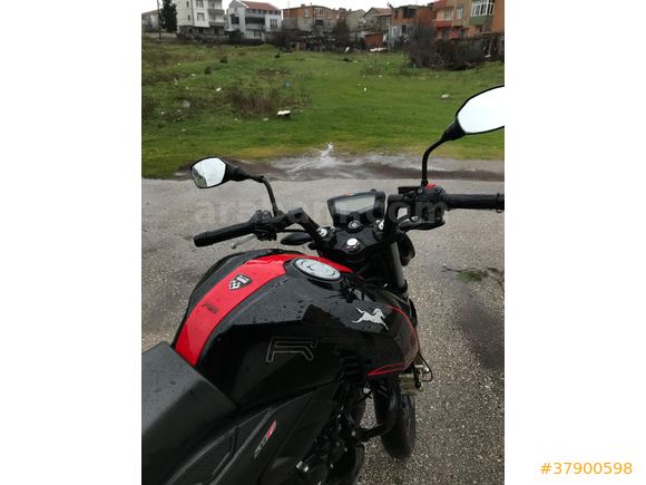 TVS APACHE RTR 200 2024