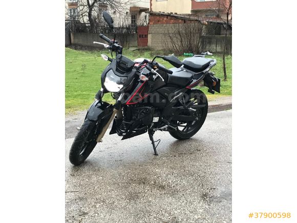TVS APACHE RTR 200 2024