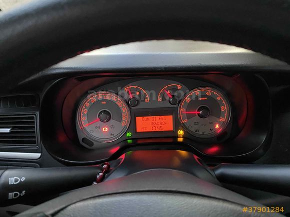 Linea 1.6 Multijet Emotion Plus / Değişensiz