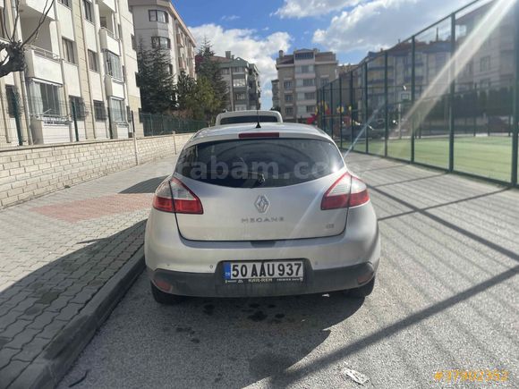 Sahibinden Renault Megane 1.5 dCi Expression 2011 Model 