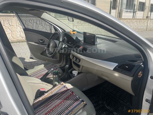 Sahibinden Renault Megane 1.5 dCi Expression 2011 Model 