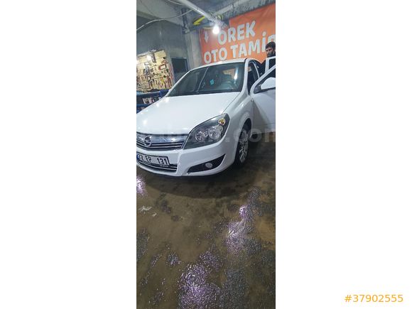 Sahibinden Opel Astra 1.6 Enjoy Plus 2013 Model  143.000 km Beyaz