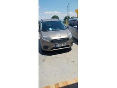 Sahibinden Ford Tourneo Courier 1.5 TDCi Titanium Plus 2018 Model