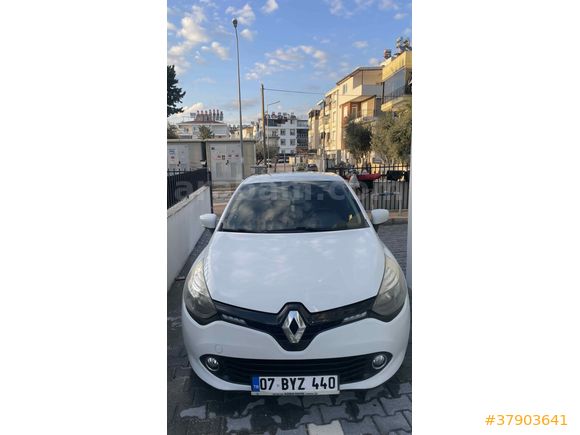Sahibinden Renault Clio 1.2 Joy 2013 Model  2014 trafiğe çıkışlı,
165.000 km Beyaz