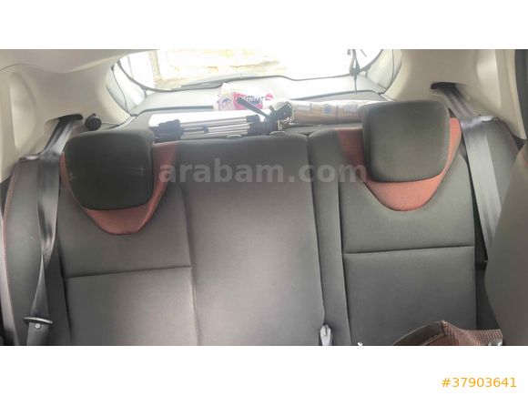 Sahibinden Renault Clio 1.2 Joy 2013 Model  2014 trafiğe çıkışlı,
165.000 km Beyaz