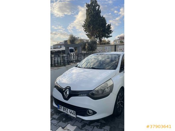 Sahibinden Renault Clio 1.2 Joy 2013 Model  2014 trafiğe çıkışlı,
165.000 km Beyaz