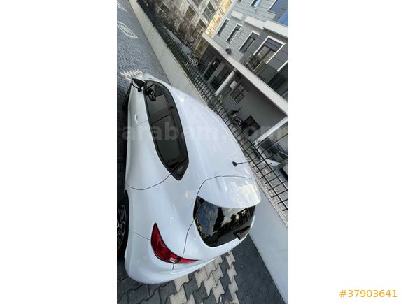 Sahibinden Renault Clio 1.2 Joy 2013 Model  2014 trafiğe çıkışlı,
165.000 km Beyaz