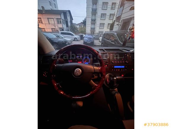 Sahibinden Volkswagen Caravelle 2.5 TDI Comfortline 2008 Model İstanbul 118.000 km Siyah