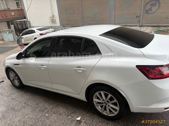 Sahibinden Renault Megane 1.5 Blue DCI Touch 2020 Model   