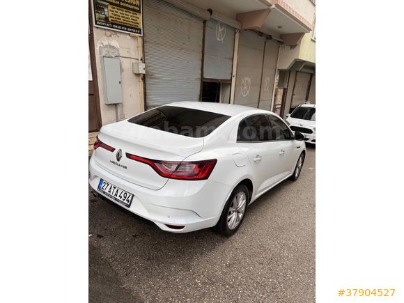 Sahibinden Renault Megane 1.5 Blue DCI Touch 2020 Model   