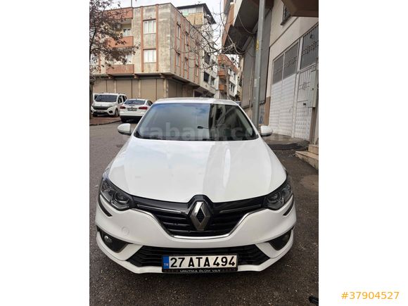Sahibinden Renault Megane 1.5 Blue DCI Touch 2020 Model   