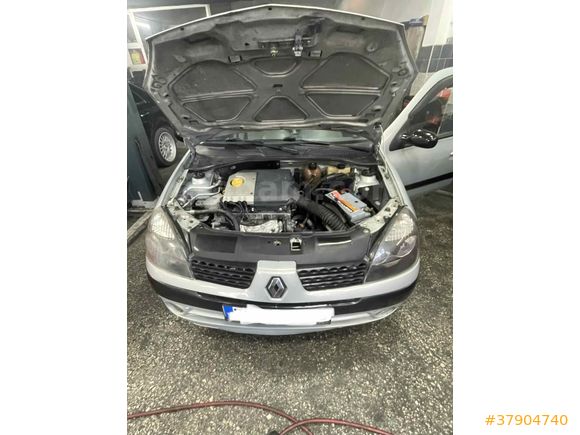 Sahibinden Renault Clio 1.6 RTE 2000 Model 
